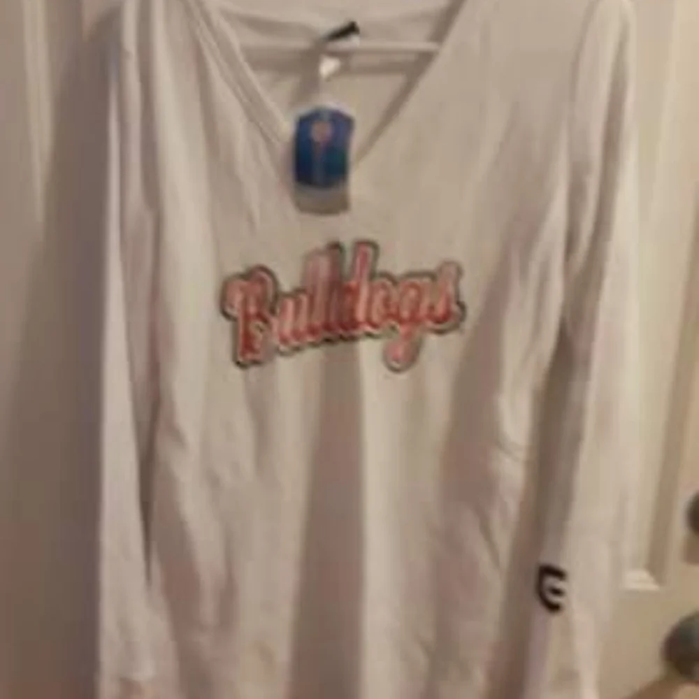 Brand new officials GA Bulldogs long sleeves shirt with tag - Picture 2 of 2